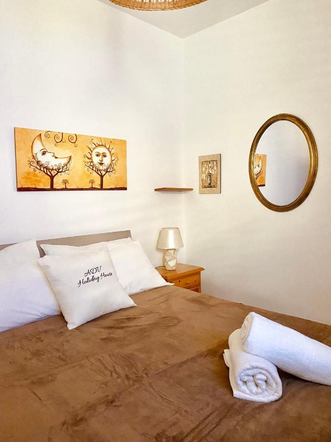 Adv Holiday House - Casa Vacanze San Cataldo  Extérieur photo